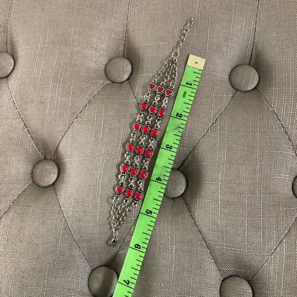 💝2/$15 free shipping Red hearts bracelet - Picture 2 of 3